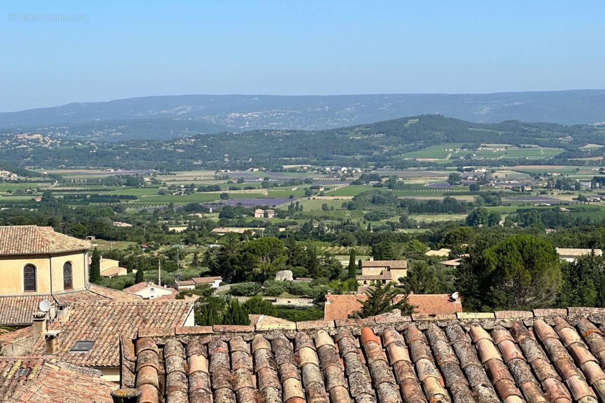 Maison à BONNIEUX