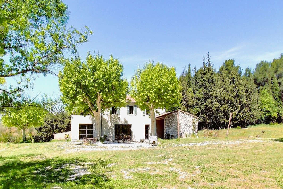 Maison à L&#039;ISLE-SUR-LA-SORGUE