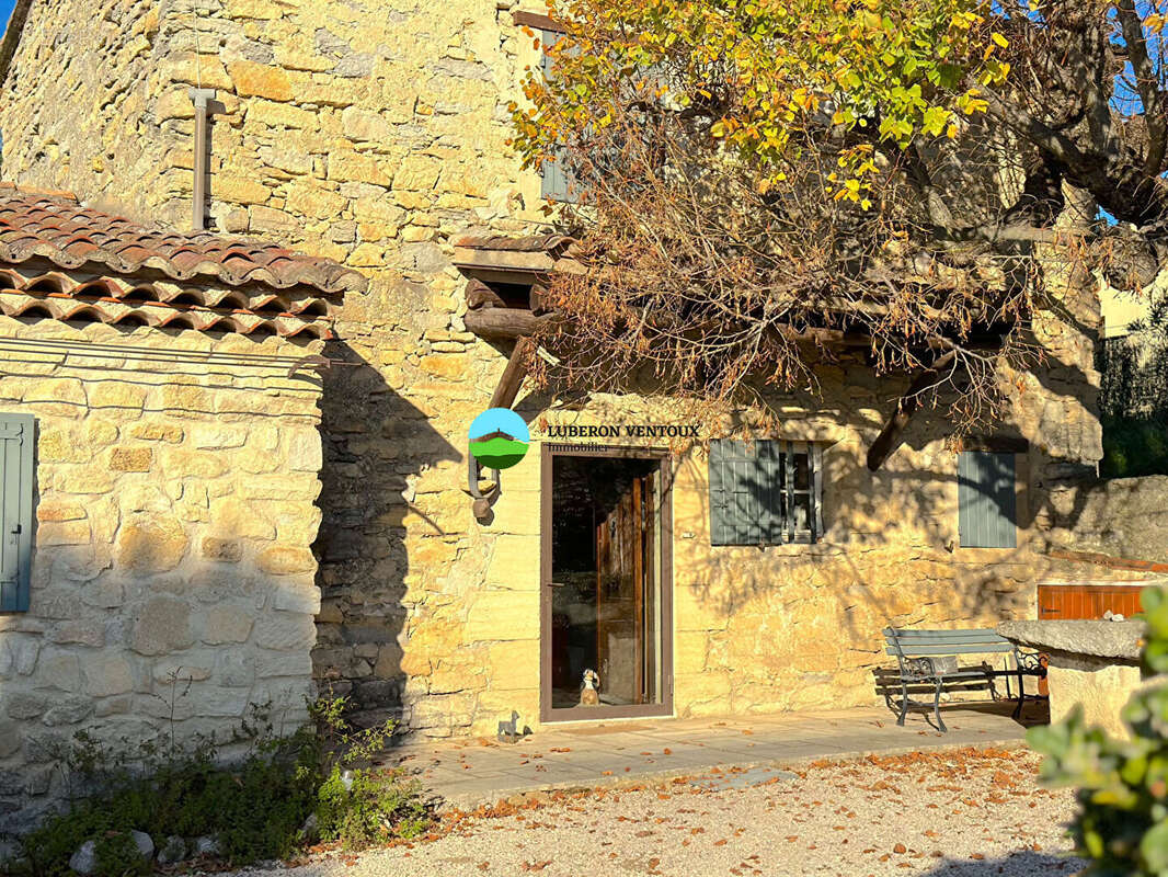 Maison à CAROMB