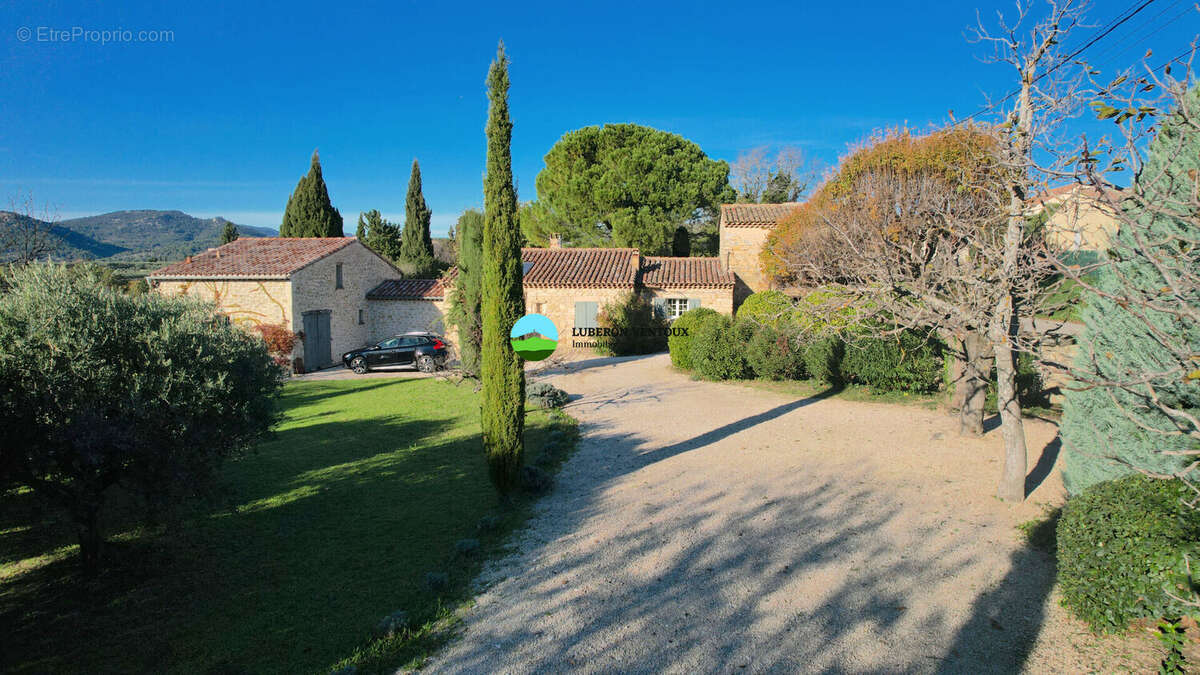 Maison à CAROMB