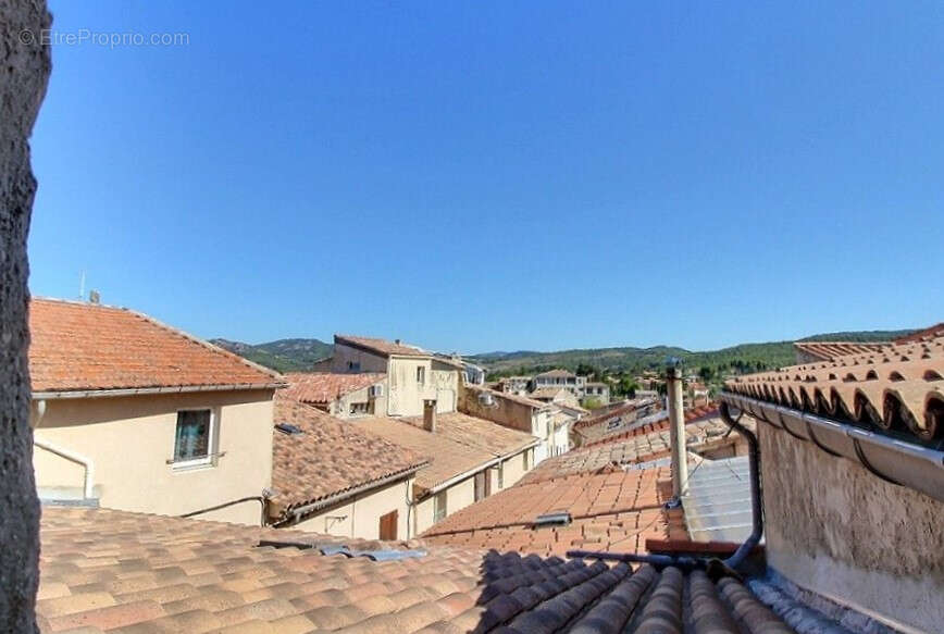 Maison à CAROMB