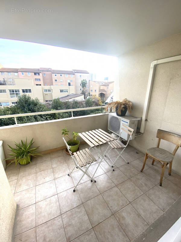 Appartement à MARSEILLE-8E