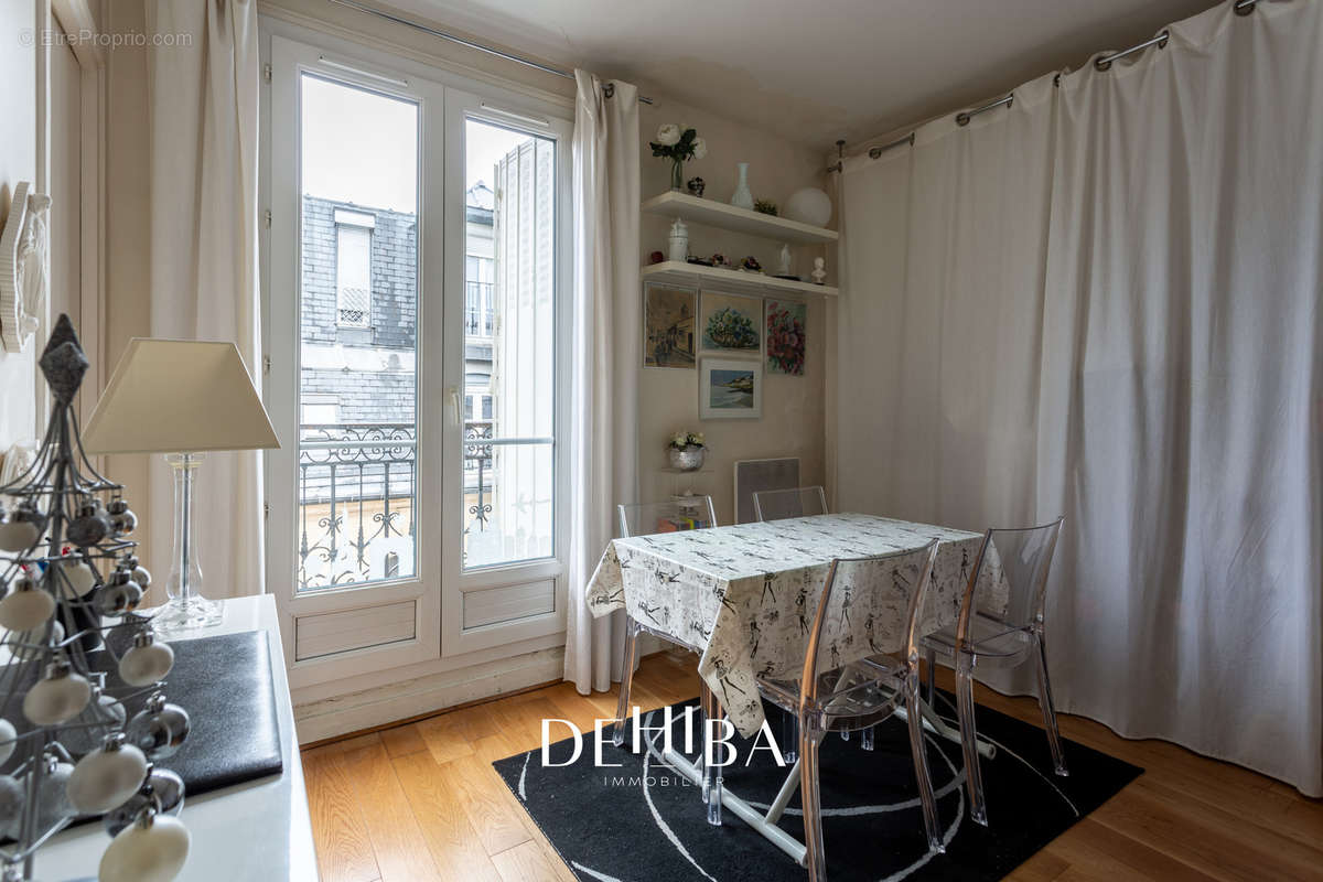 Appartement à PARIS-6E