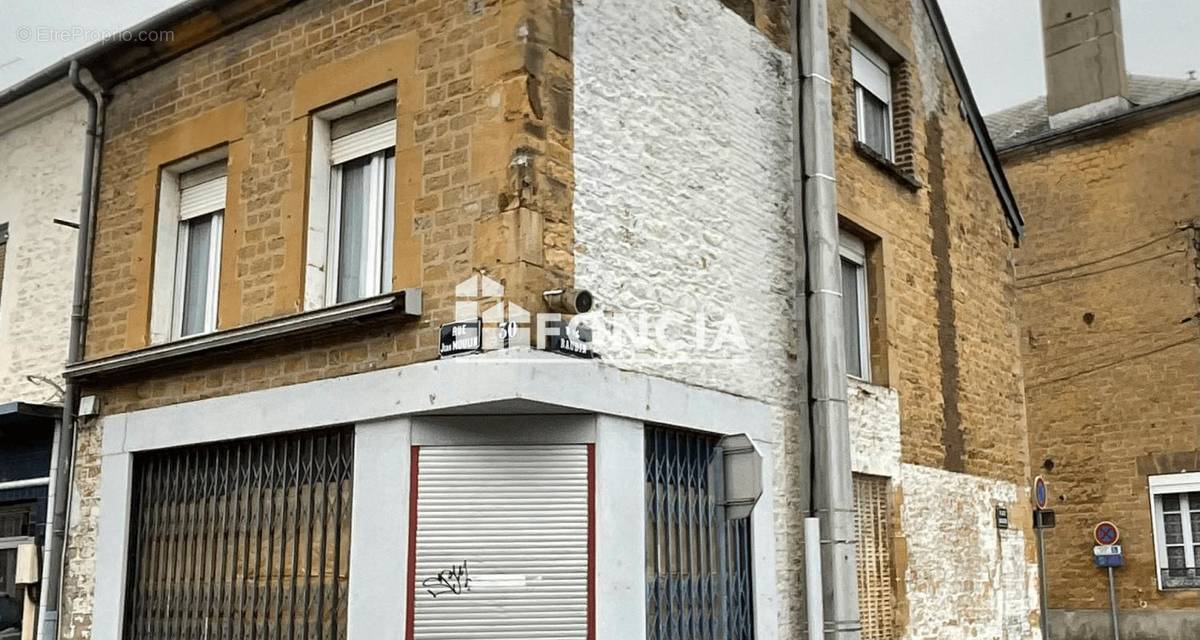 Appartement à CHARLEVILLE-MEZIERES