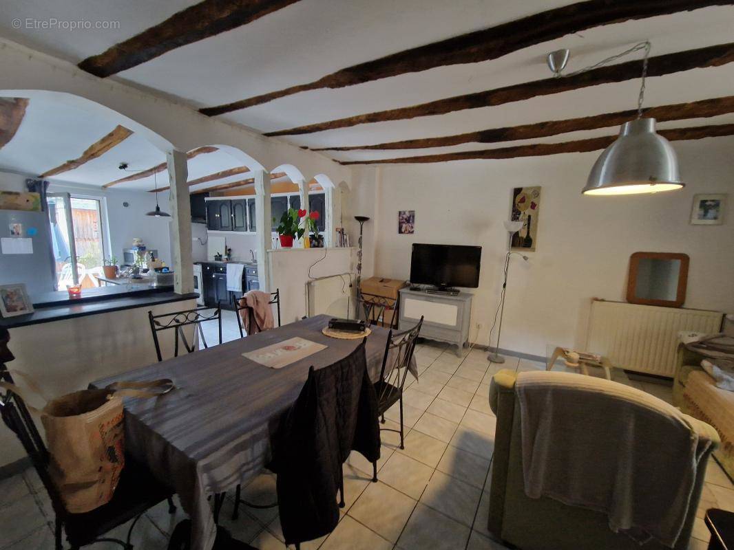 Appartement à TERRASSON-LAVILLEDIEU