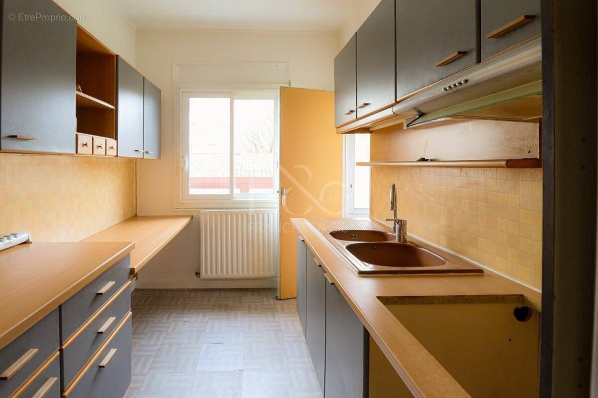 Appartement à LYON-5E