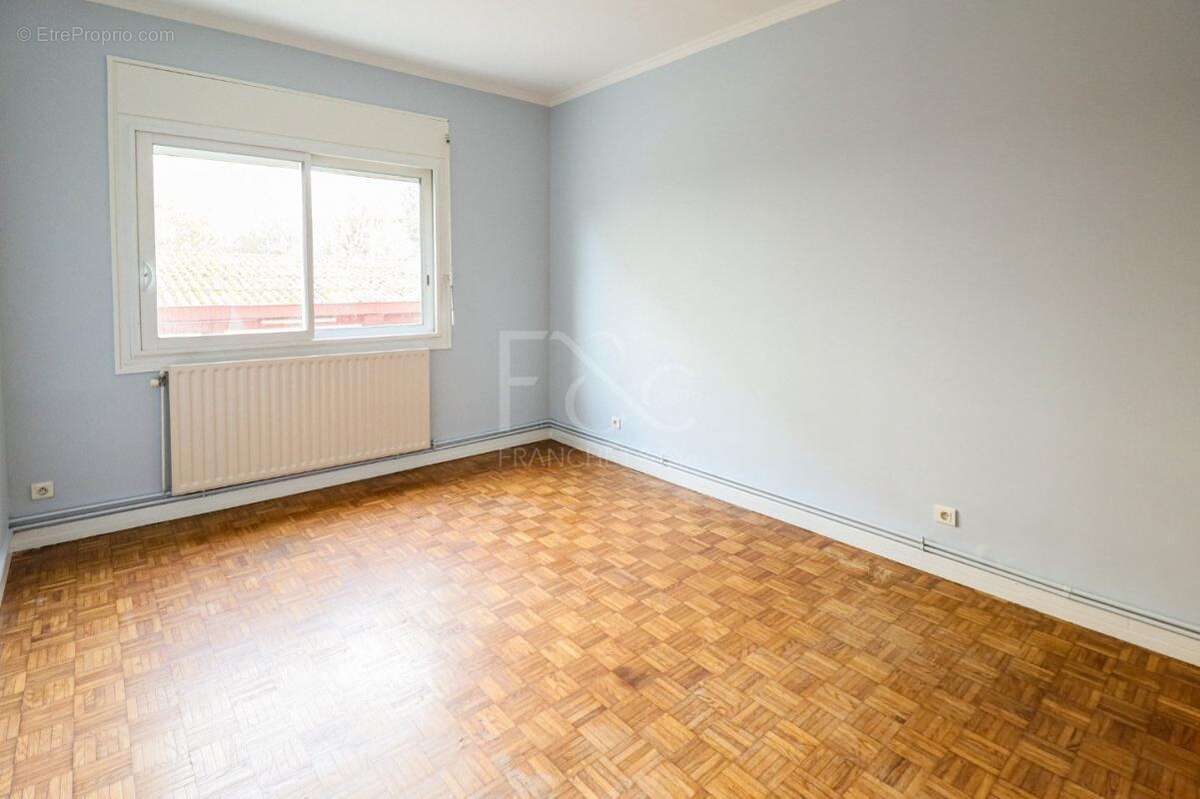 Appartement à LYON-5E