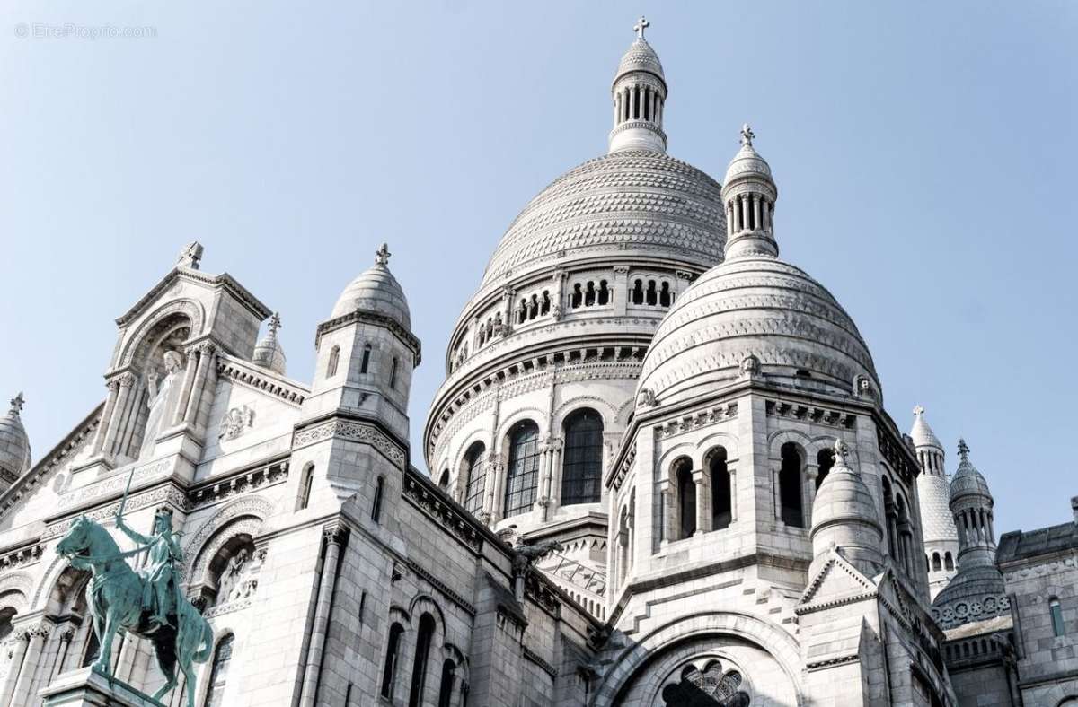 Appartement à PARIS-18E