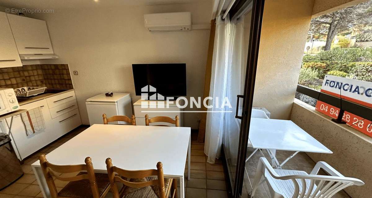 Appartement à BORMES-LES-MIMOSAS