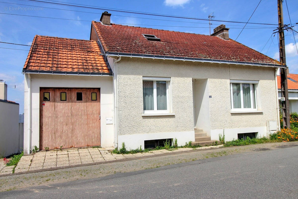 Maison à SAINT-JEAN-DE-BOISEAU