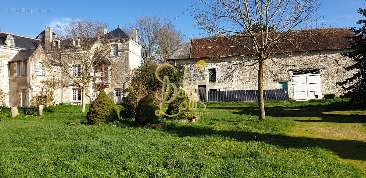 Maison à CHINON