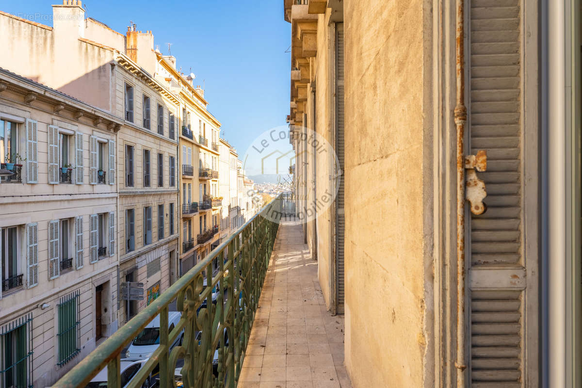 Appartement à MARSEILLE-6E