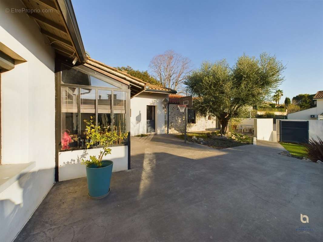 Maison à BEZIERS