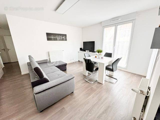 Appartement à ROISSY-EN-BRIE