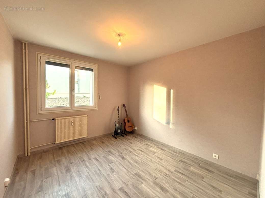 Appartement à DONZERE