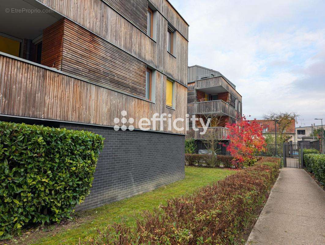 Appartement à CHAMPS-SUR-MARNE