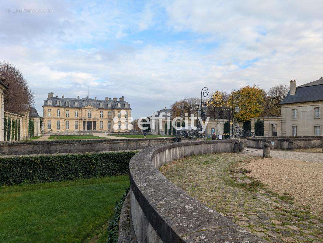 Appartement à CHAMPS-SUR-MARNE