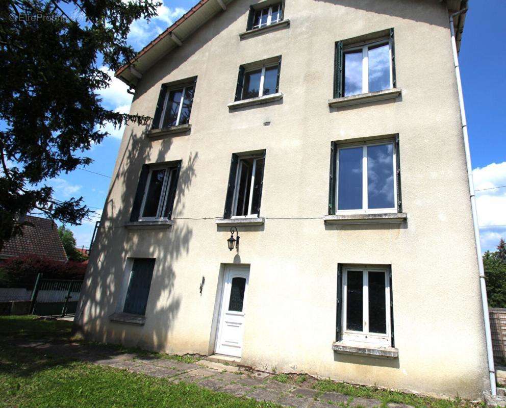 Maison à VILLEPREUX