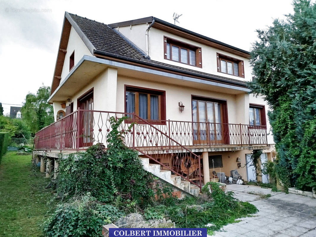 Maison à AUXERRE