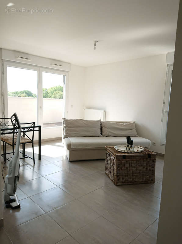 Appartement à MENNECY