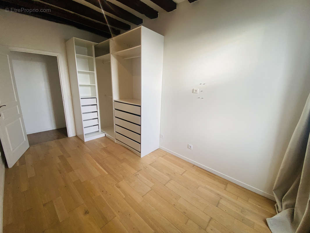 Appartement à ROSNY-SUR-SEINE