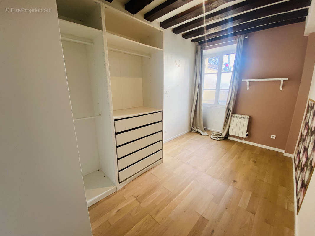 Appartement à ROSNY-SUR-SEINE