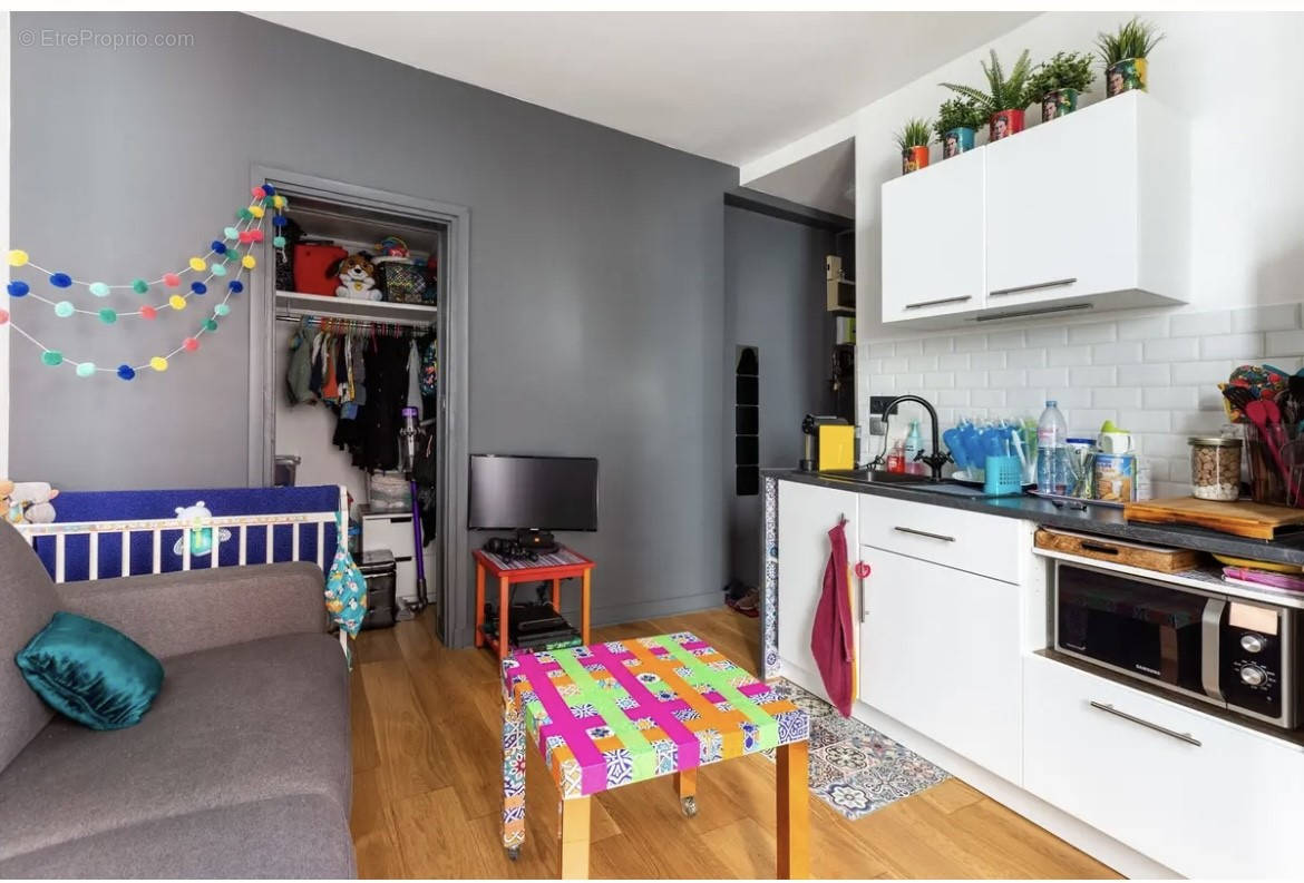 Appartement à PARIS-19E