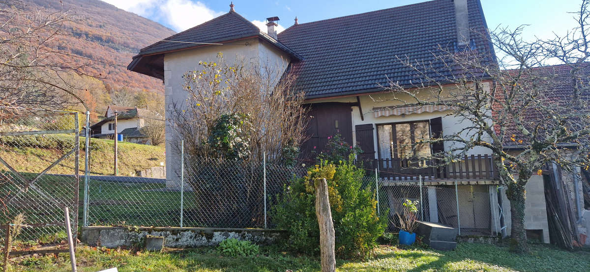 Maison à CHAVORNAY