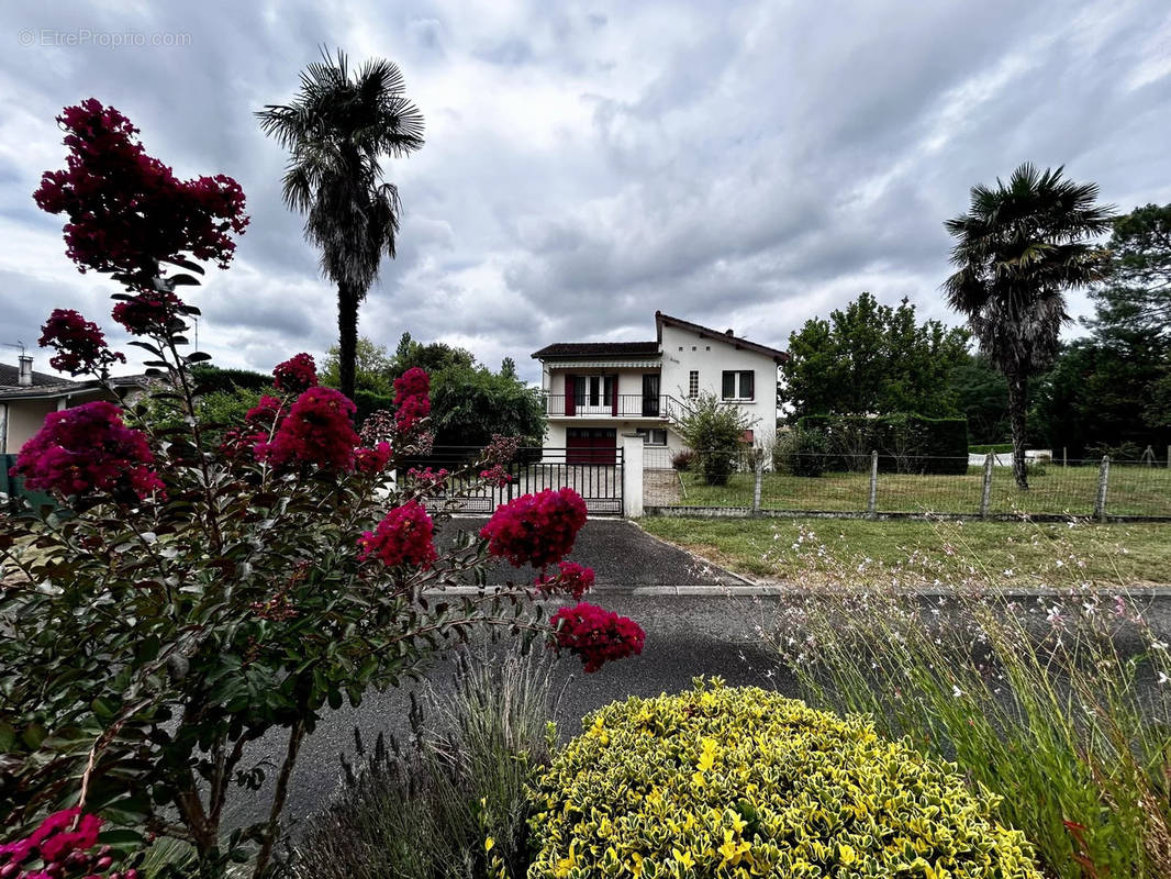 Maison à BRETAGNE-DE-MARSAN