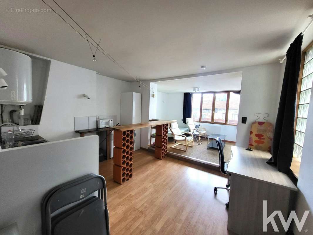 Appartement à SAINT-ETIENNE