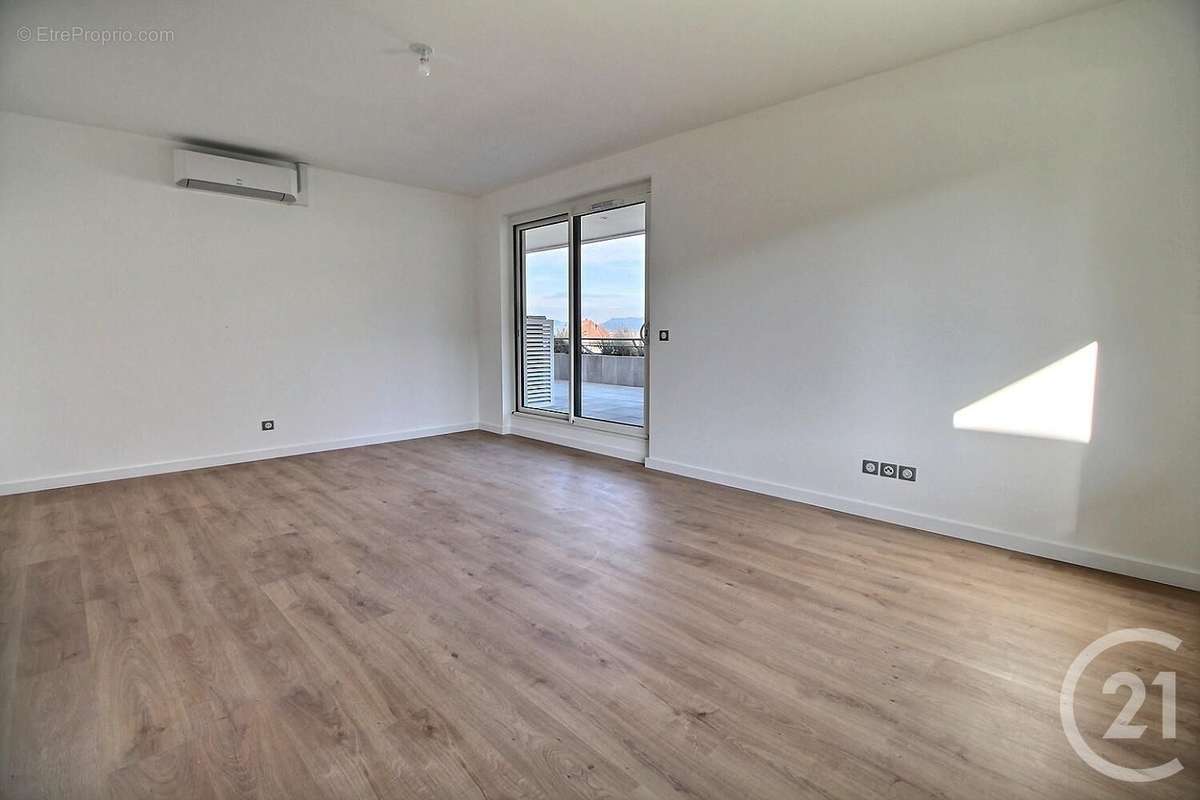 Appartement à MAXILLY-SUR-LEMAN