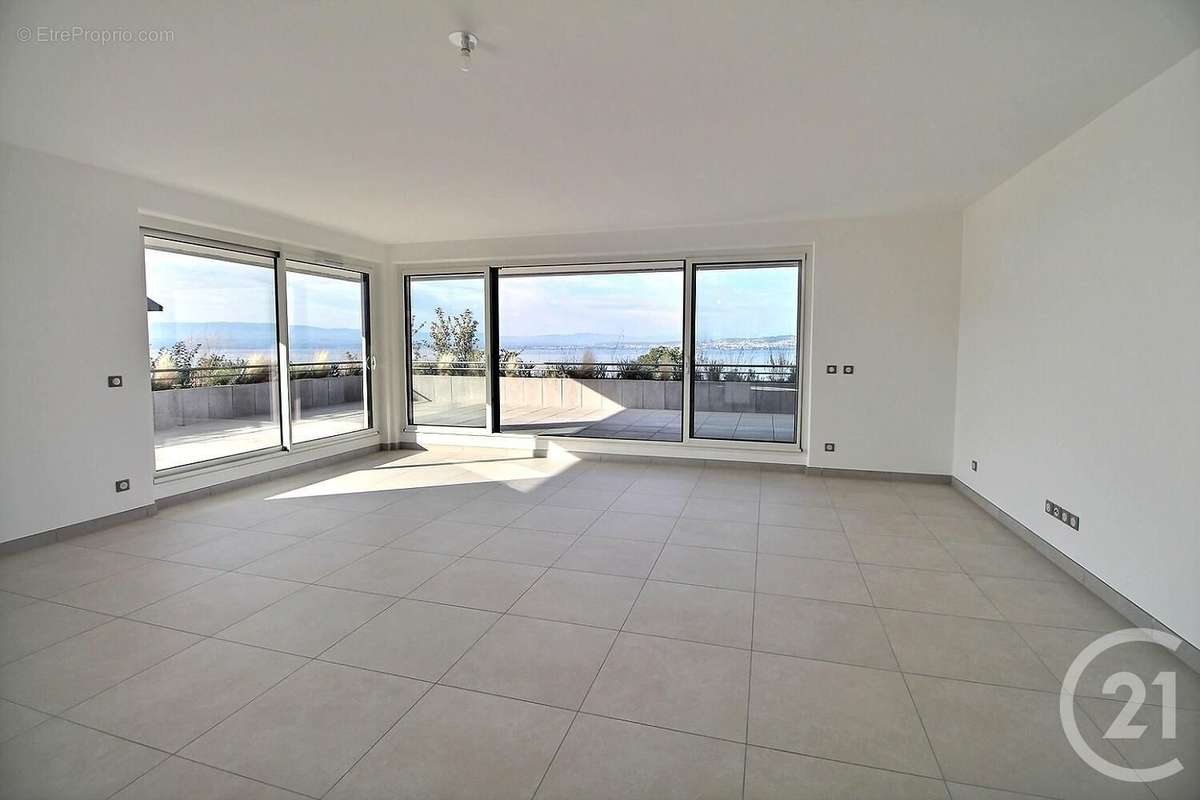 Appartement à MAXILLY-SUR-LEMAN