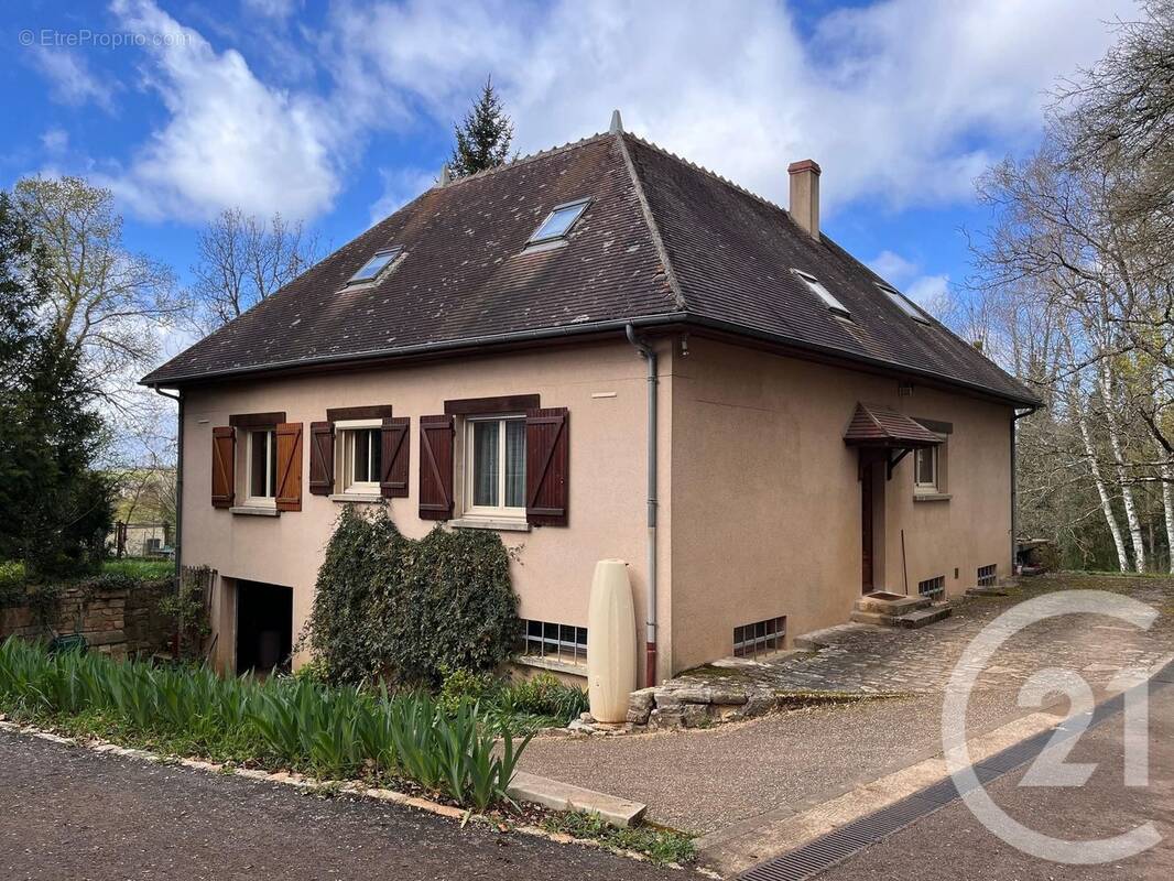 Maison à CLAMECY