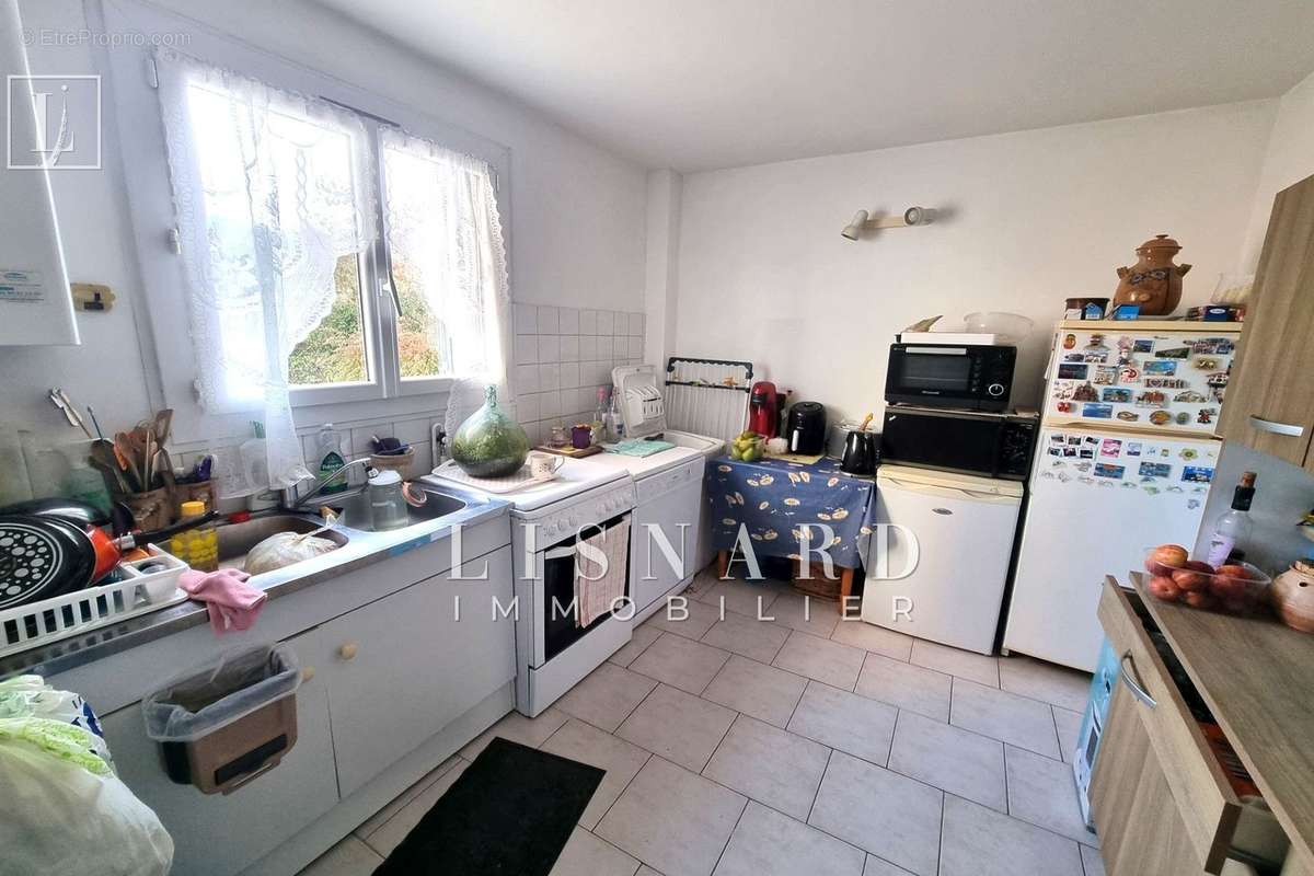 Appartement à VALLAURIS