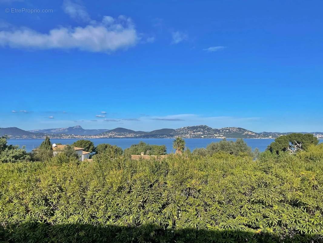 Appartement à HYERES