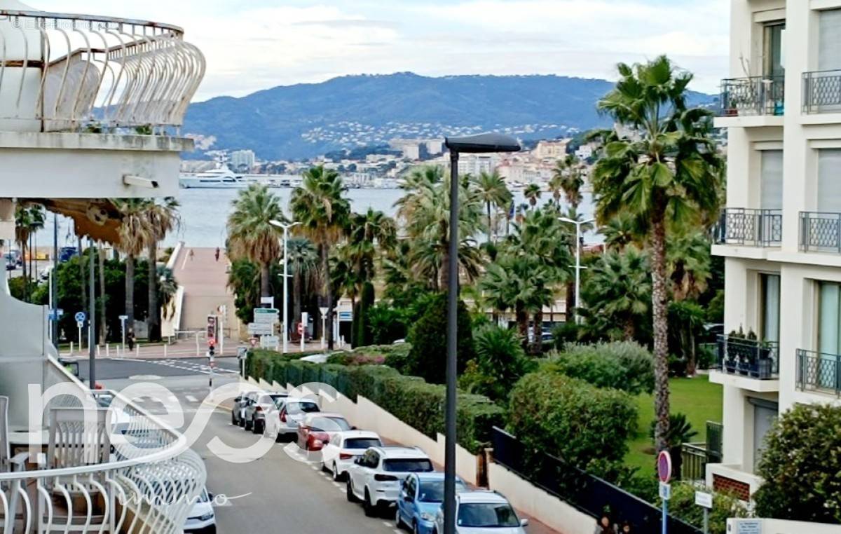 Appartement à CANNES