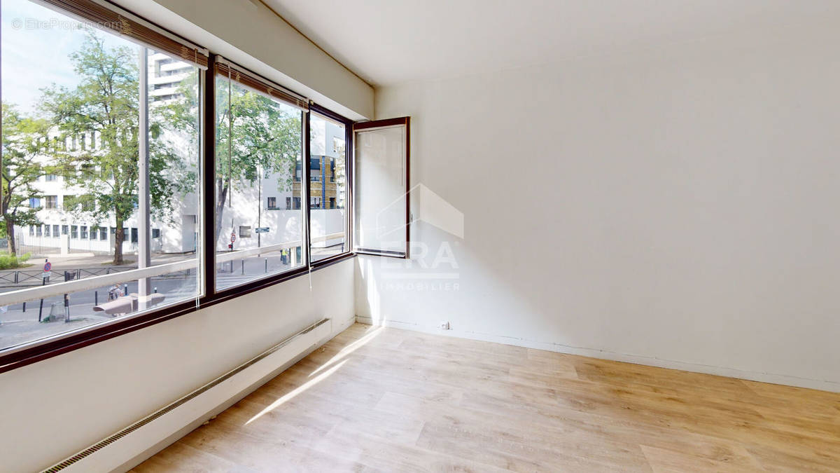 Appartement à PARIS-19E