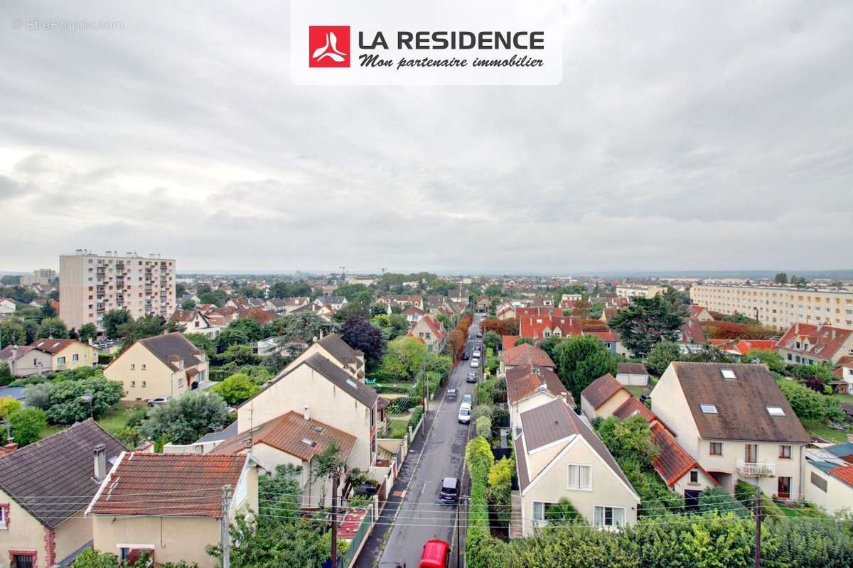 Appartement à SARTROUVILLE