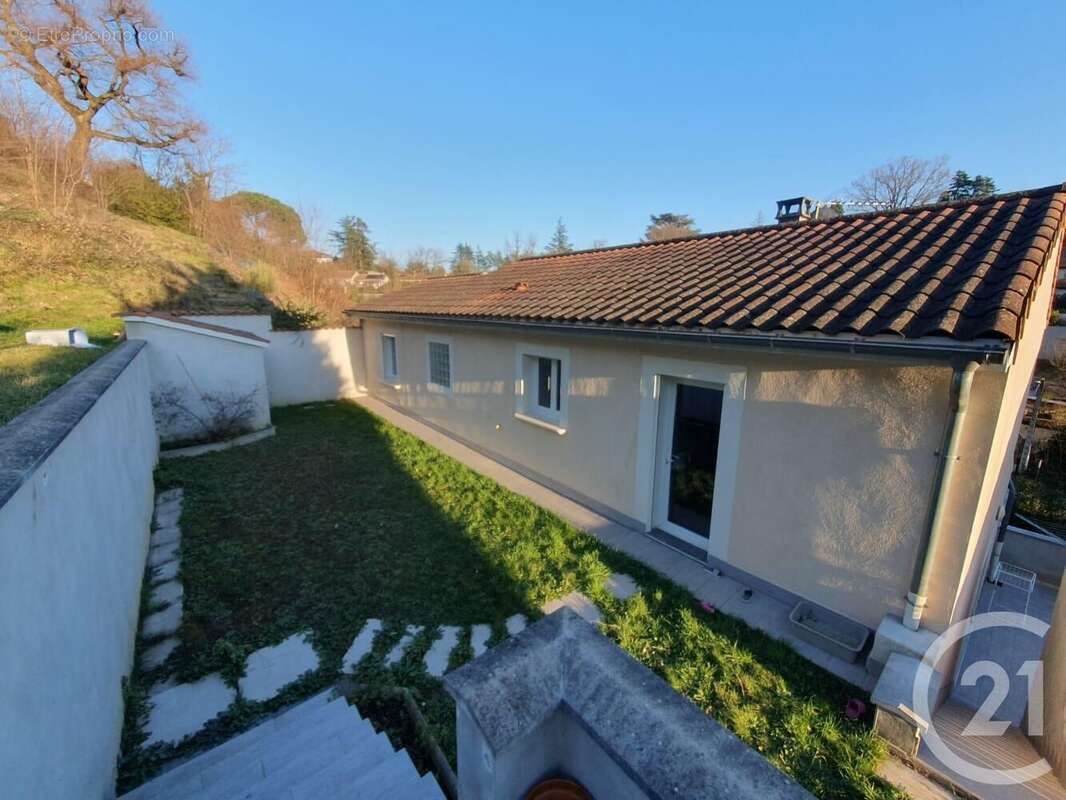 Maison à TREVOUX