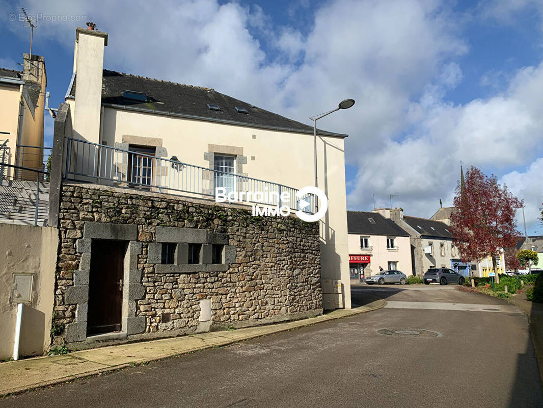 Maison à PLOUDANIEL