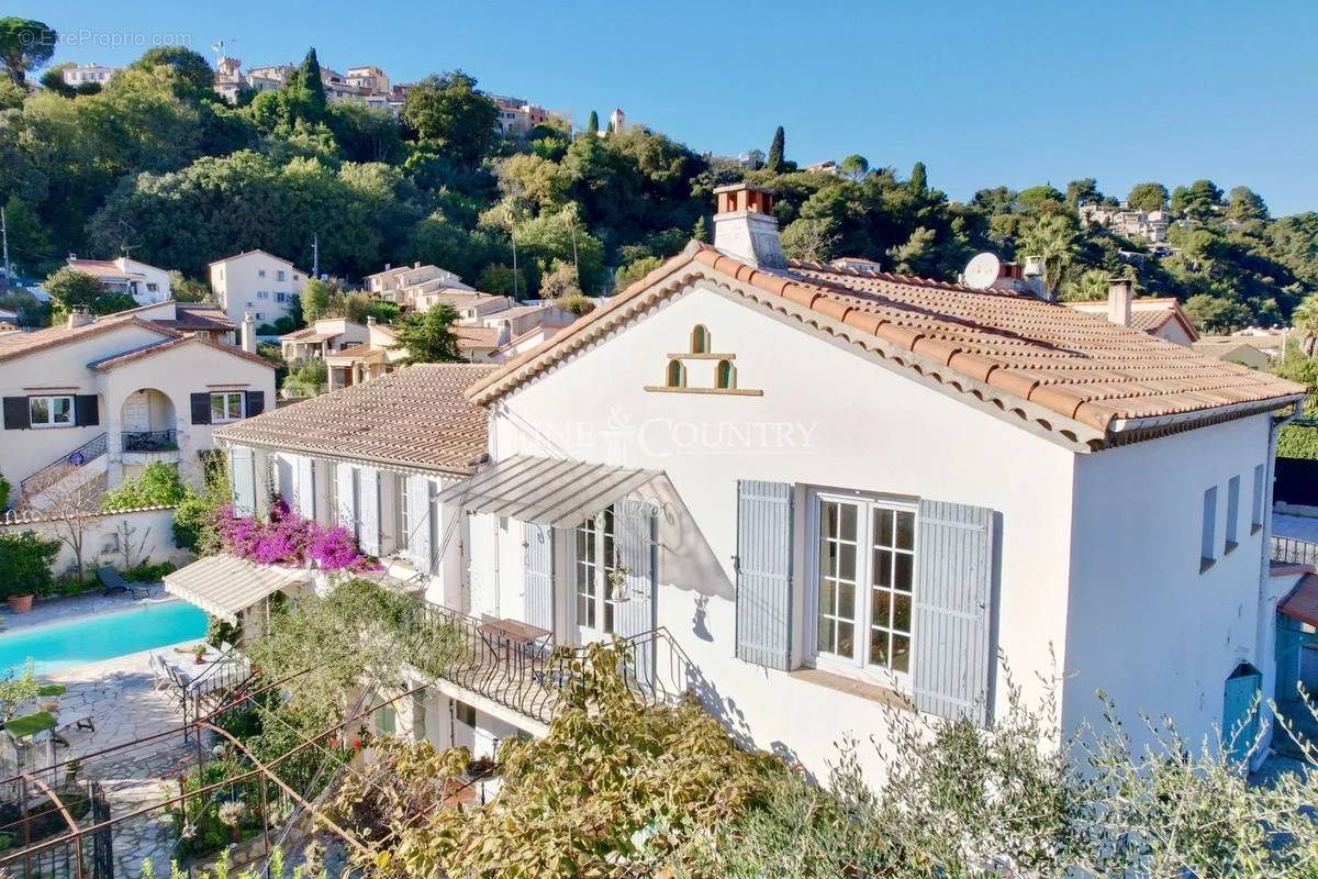 Maison à CAGNES-SUR-MER