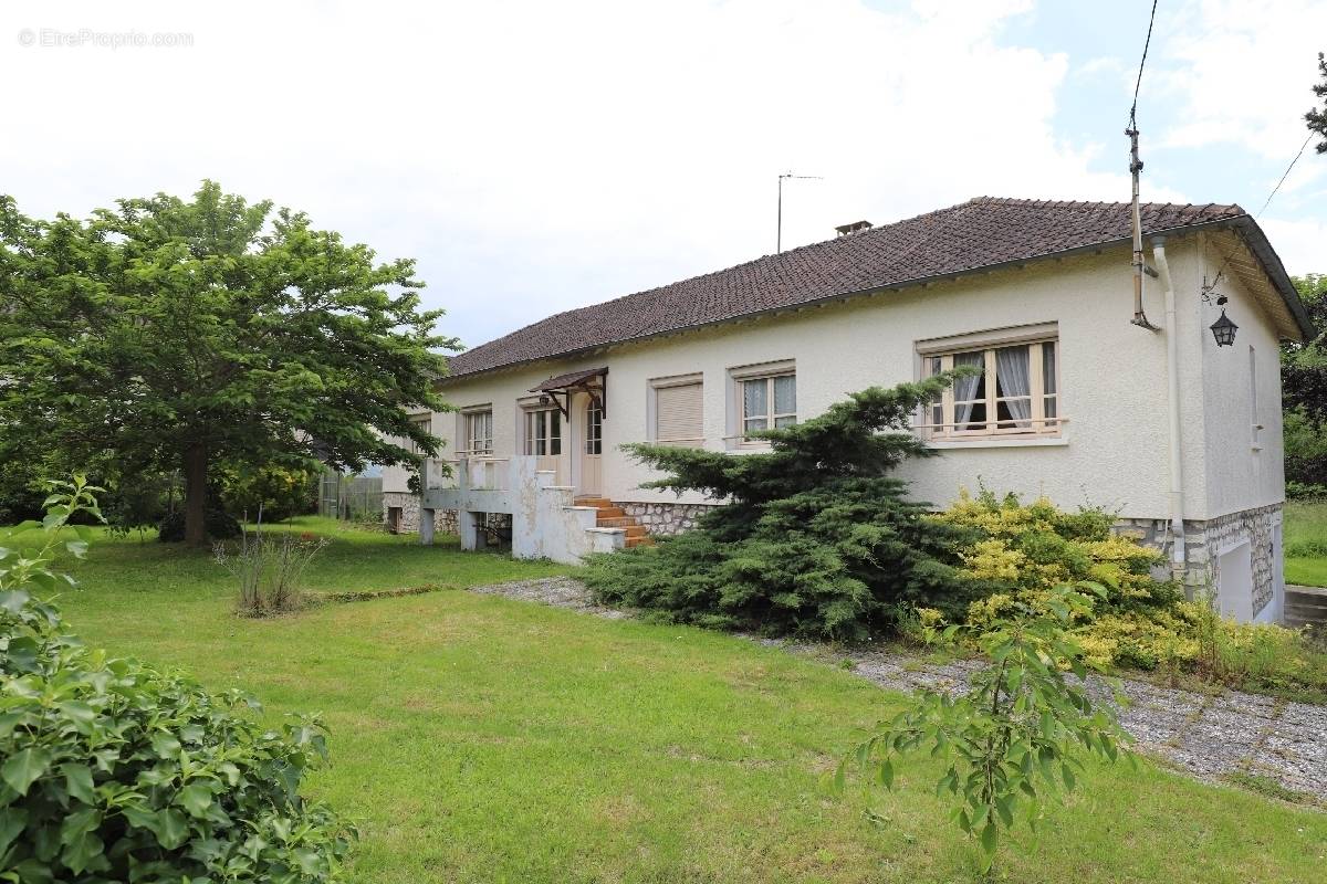 Maison à TOURNAN-EN-BRIE