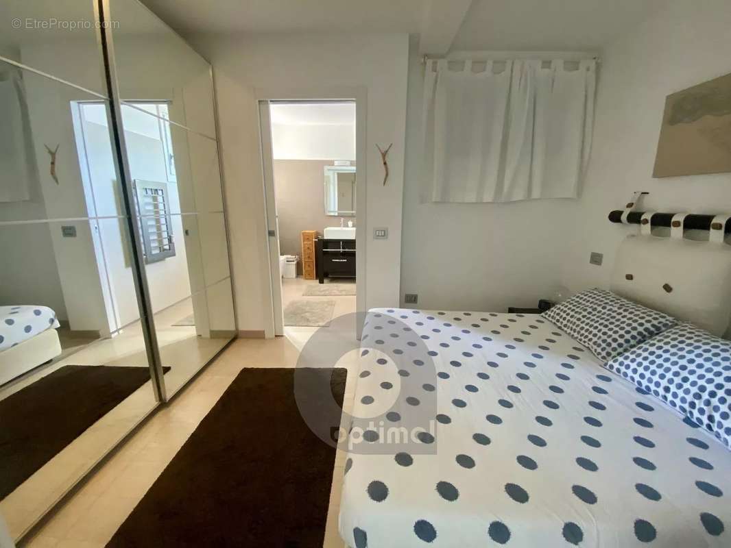 Appartement à MENTON