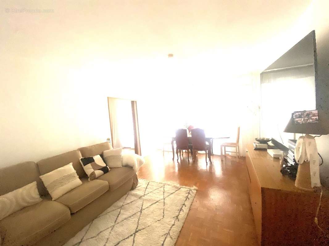 Appartement à EPINAY-SUR-SEINE