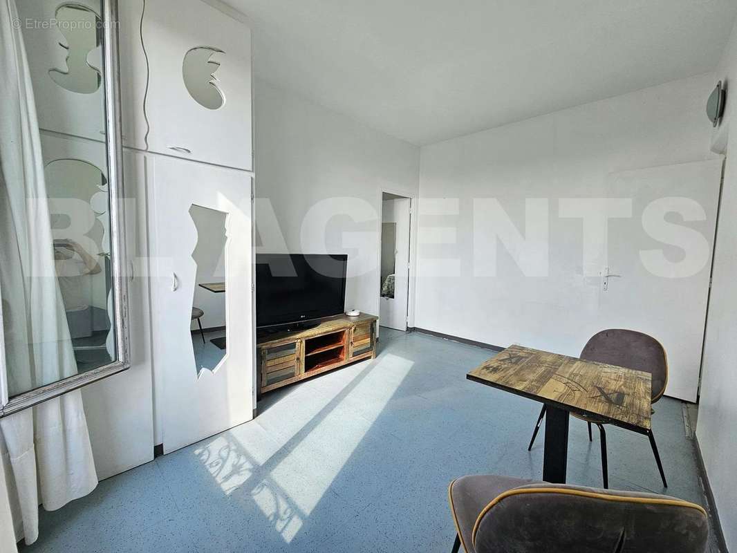 6 - Appartement à BAGNOLET