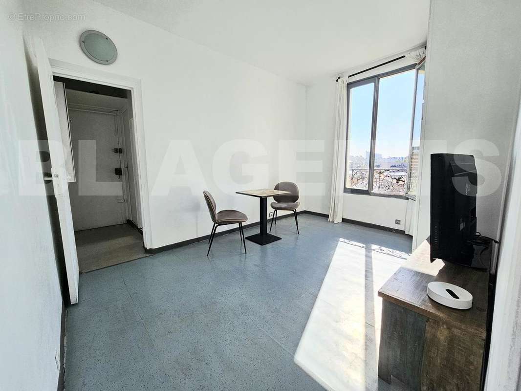 8 - Appartement à BAGNOLET