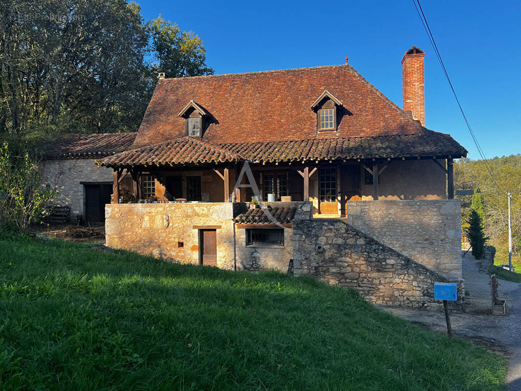 Maison à PRAYSSAC