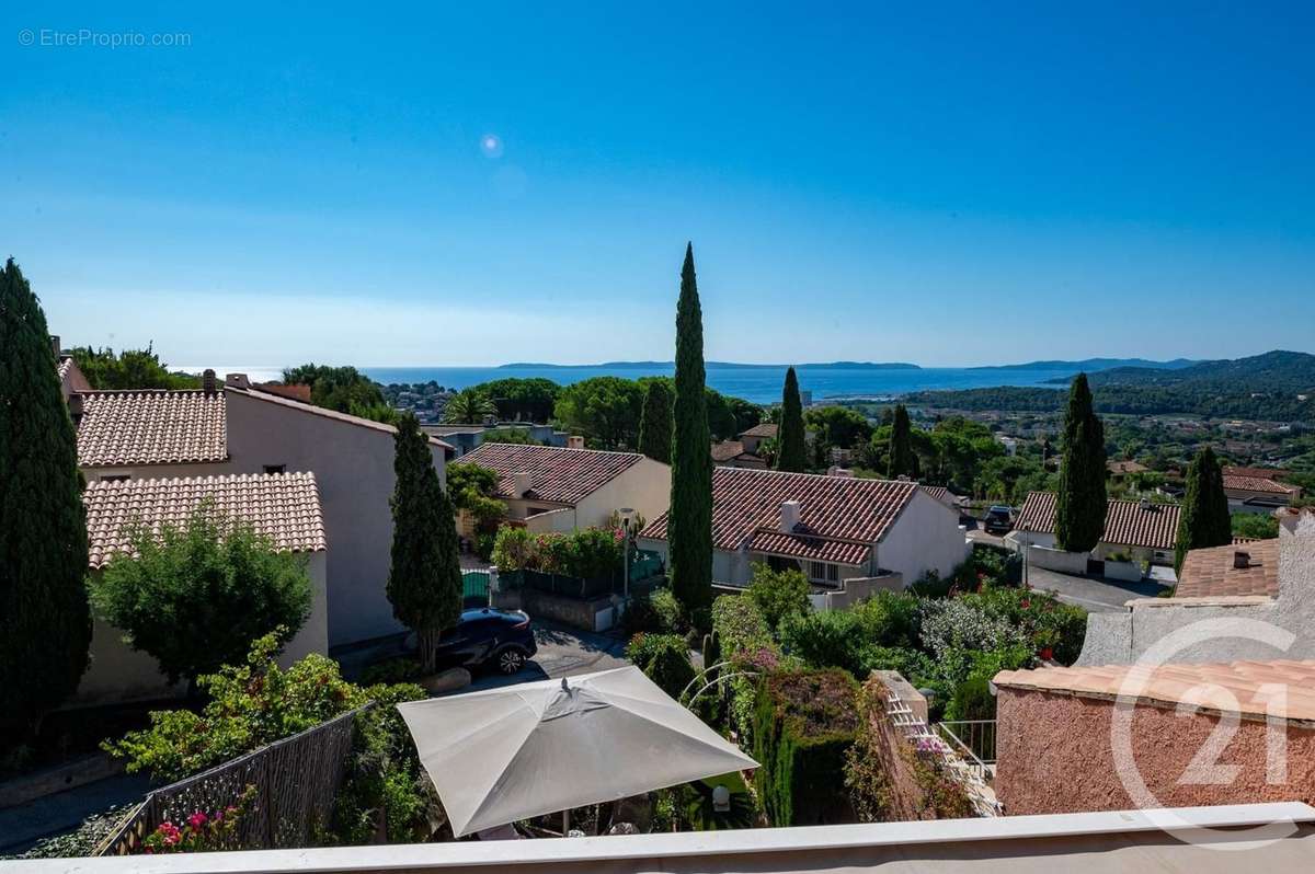 Maison à BORMES-LES-MIMOSAS