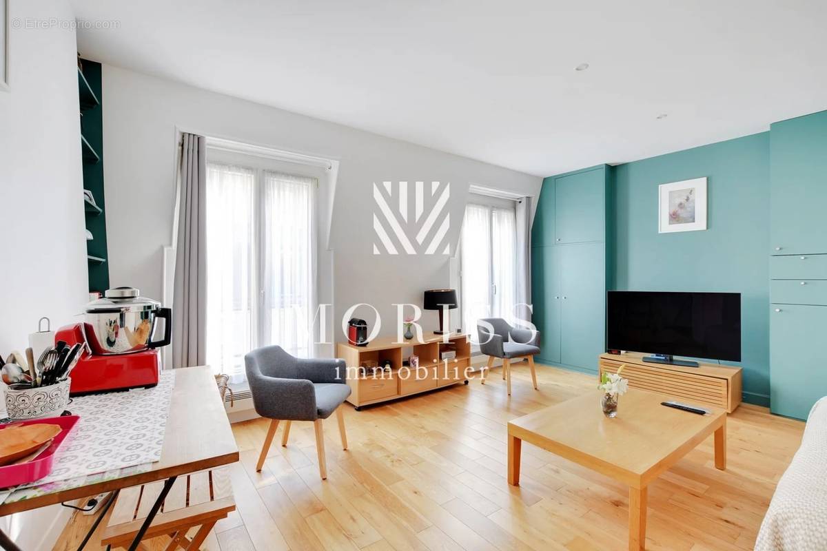 Appartement à PARIS-14E