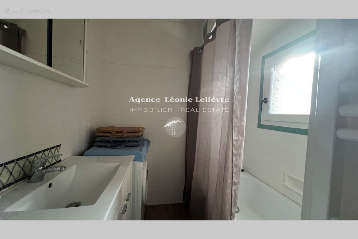 Appartement à LES ISSAMBRES